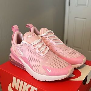 4.5 Pink NIKE air max 270